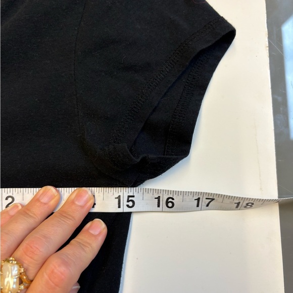 Wet Seal black short sleeve vneck top teens women's size Medium - Picture 7 of 7